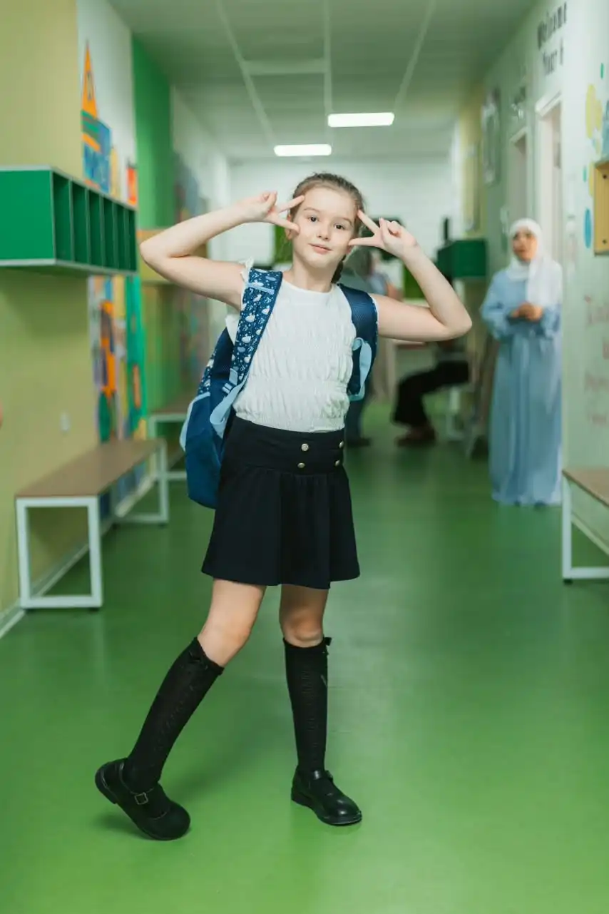 OXFORD INTERNATIONAL SCHOOL OF TUNIS